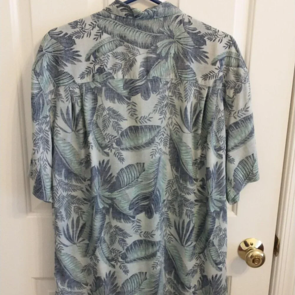 Vintage Island Fever Men's Button Down Hawaiian Shirt, Size Medium - Picture 4 of 7
